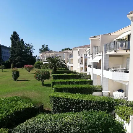 Piscine, Tennis, Parking Appartement Antibes