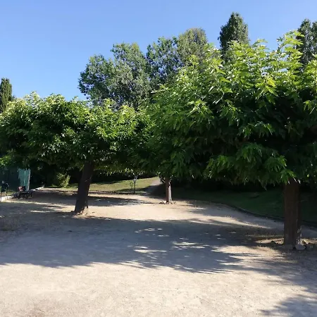Piscine, Tennis, Parking *